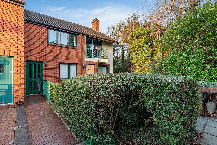 67 Upper Malone Road, Belfast, BT9 6PW