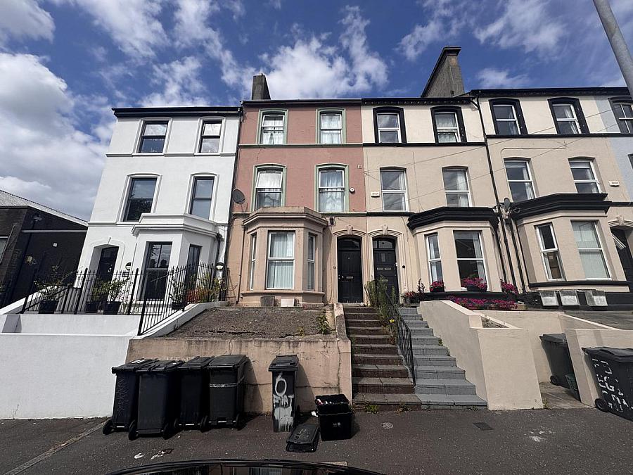 Flat 2, 6 Eglantine Avenue, Belfast, BT9 6DX