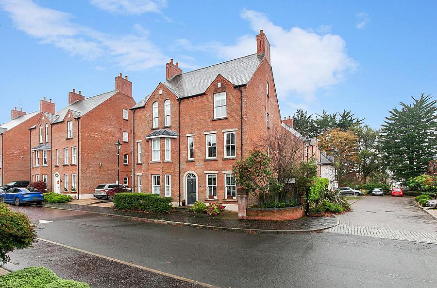 9 Danesfort Park South, Belfast, BT9 7RG