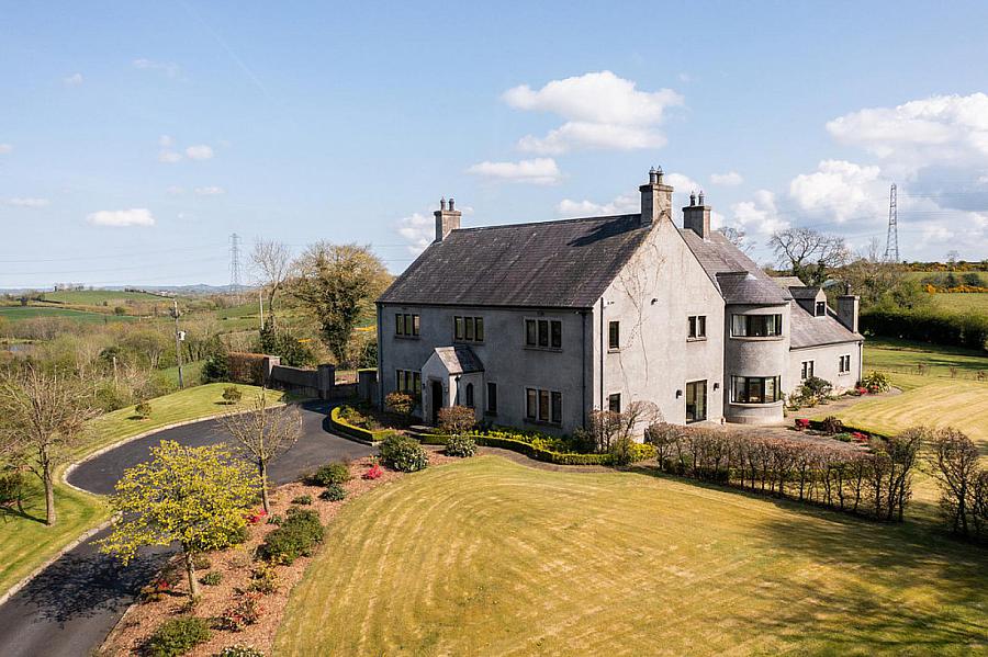 35 Edenticullo Road, Hillsborough, BT26 6PH