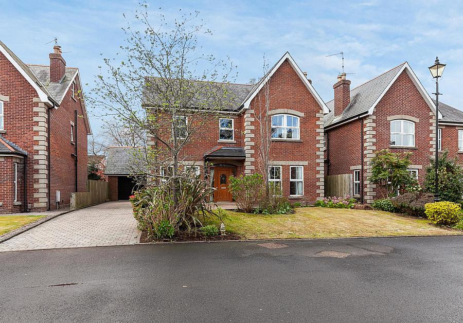 24 Clonmore Manor, Harmony Hill, Lisburn, BT27 4EW
