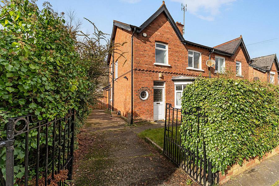 2 Lucerne Parade, Stranmillis, Belfast, BT9 5FT