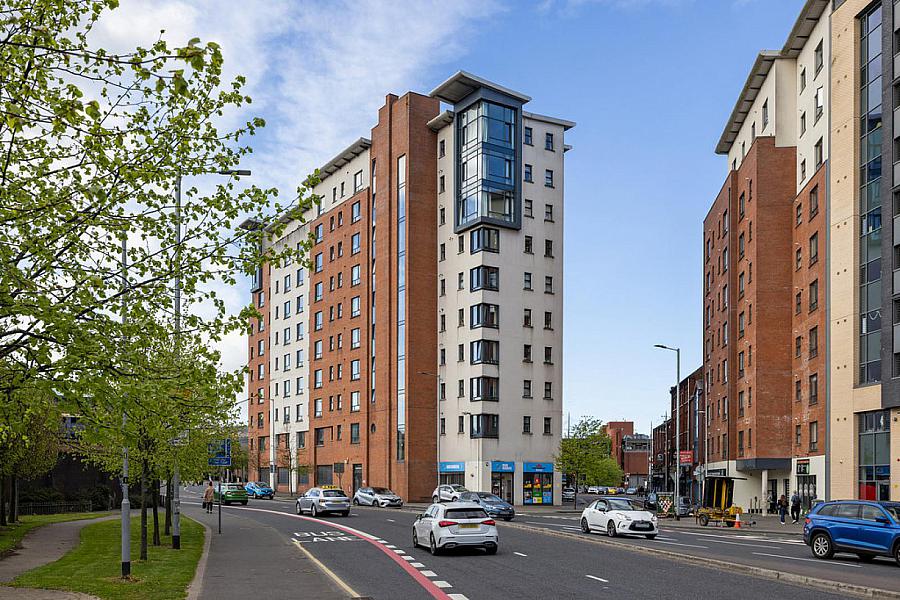 404 College Central, 4 College Avenue, Belfast, BT1 6BB