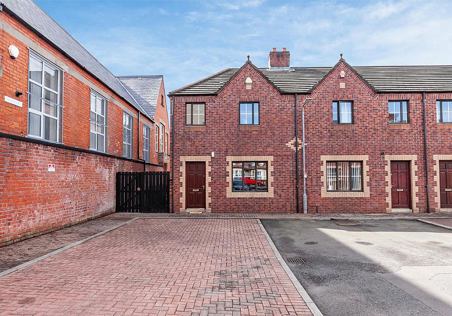 1 Edinburgh Mews, Lisburn Road, Belfast, BT9 7EQ