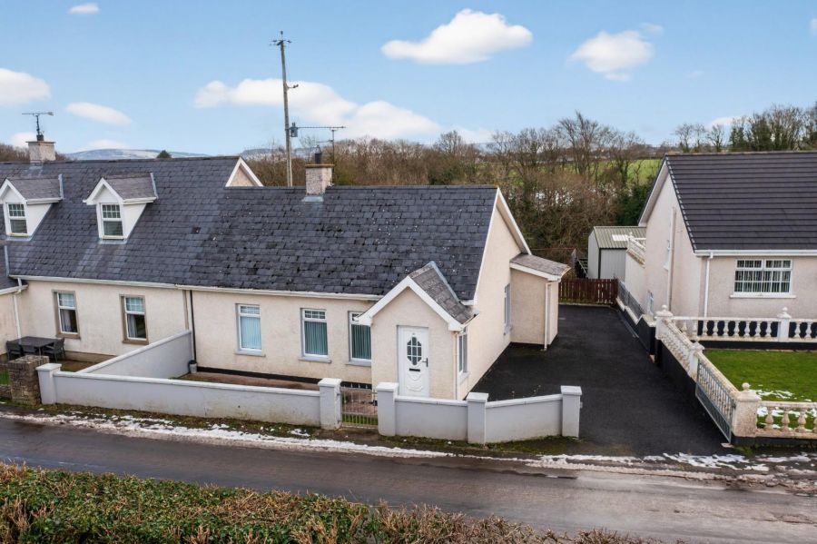 36 Loughermore Road, Ballykelly, Limavady, BT49 9HY