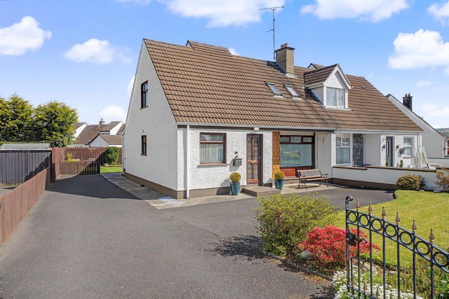40 Whitehill Park, Limavady, BT49 0QE