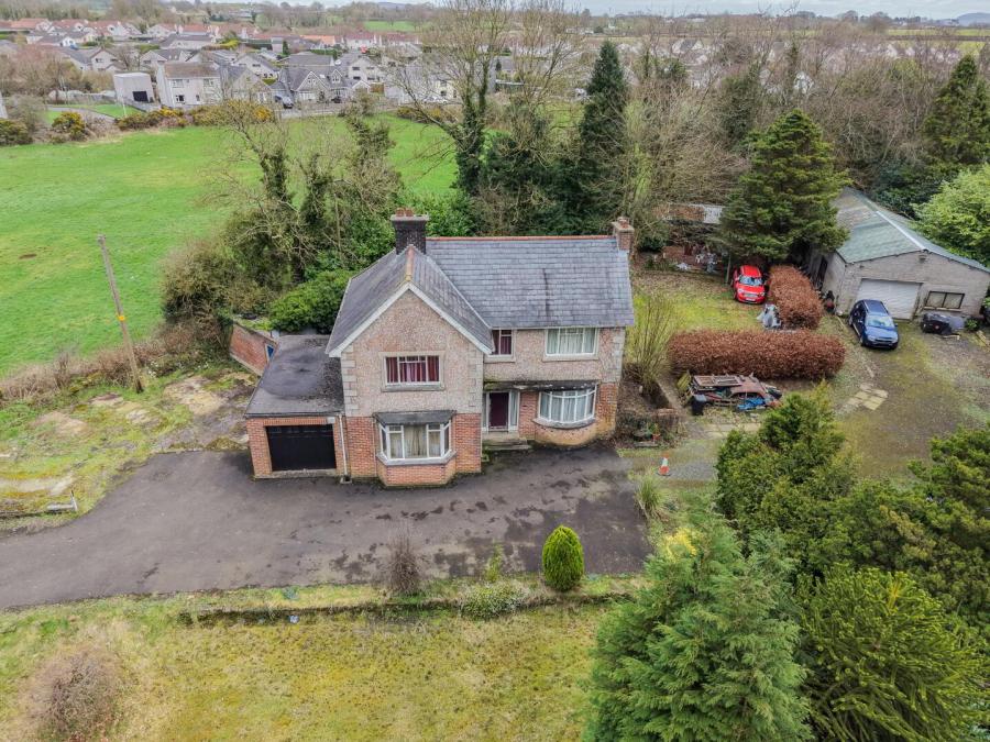 22 Ballymena Road, Cullybackey, Ballymena, BT42 1DT