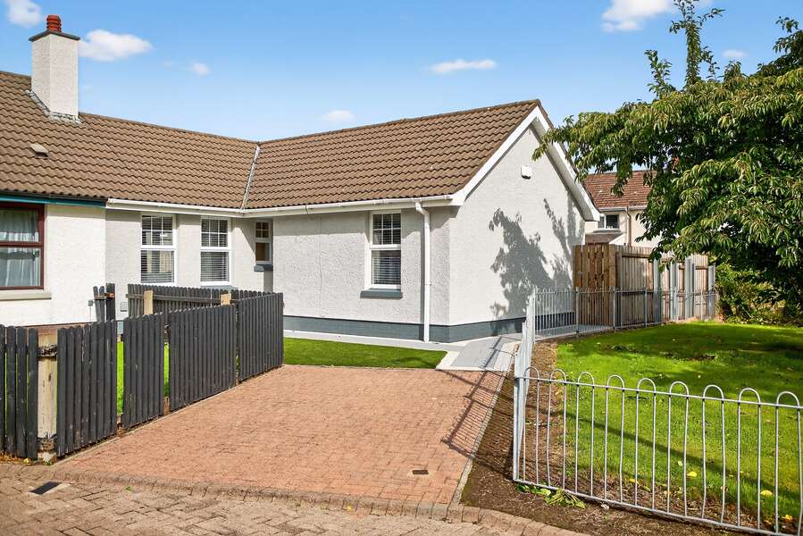 5 Ess-Na-Laragh, Waterfoot, Ballymena, BT44 0RN