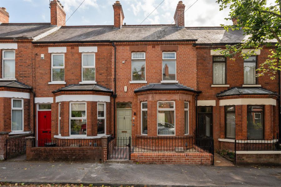 32 Adelaide Avenue, Belfast, BT9 7FY