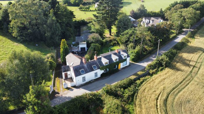 77 Tullynakill Road, Comber, Newtownards, BT23 6AG