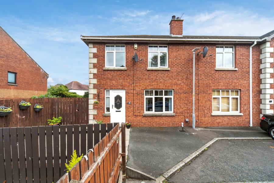8 Thornhill Mews, Stormont, BT5 7AF