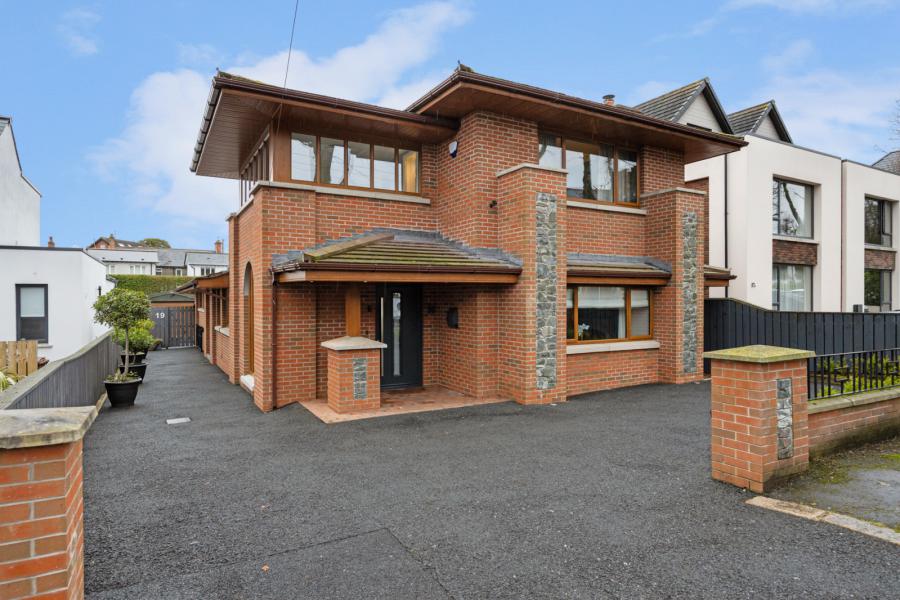 19 Knockburn Park, Belfast, County Antrim, BT5 7AY