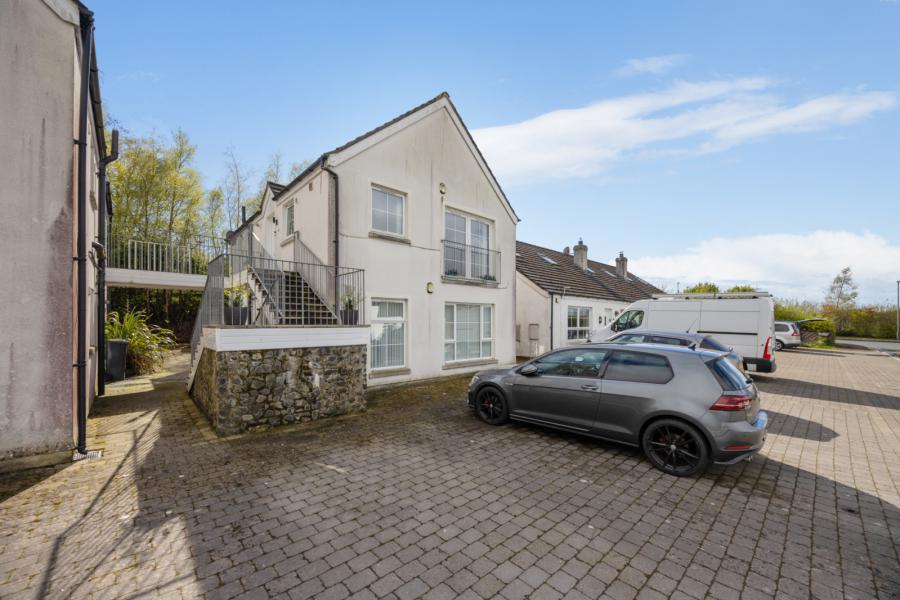 39 Millmount Lane, Dundonald, Belfast, BT16 1WN