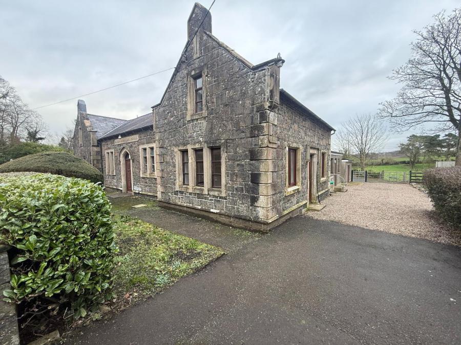 105 Hillmount Road, Cullybackey, Ballymena, BT42 1NZ