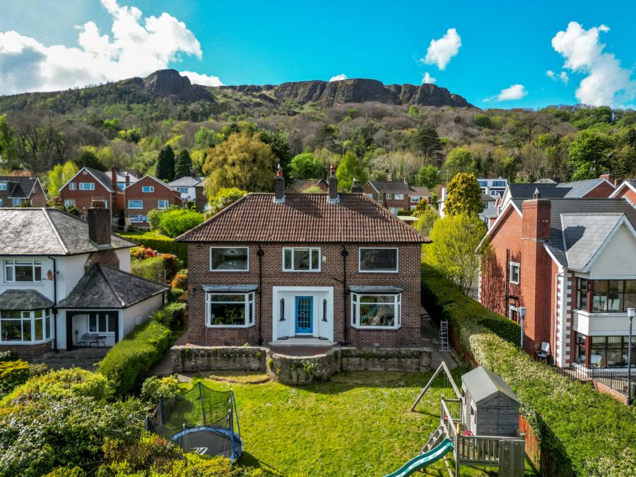 732 Antrim Road, Belfast, County Antrim, BT36 7PQ