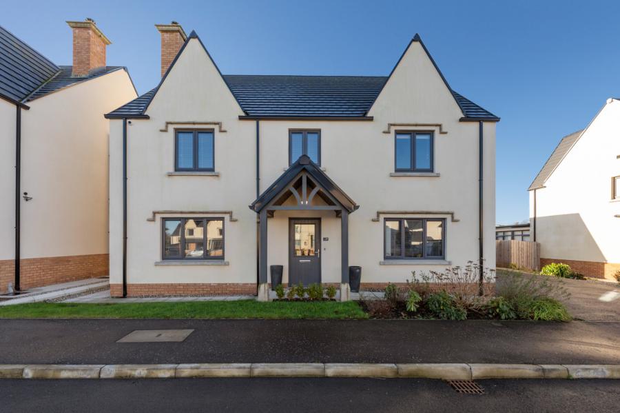 45 Ashgrove Walk, Comber, Newtownards, BT23 5PJ