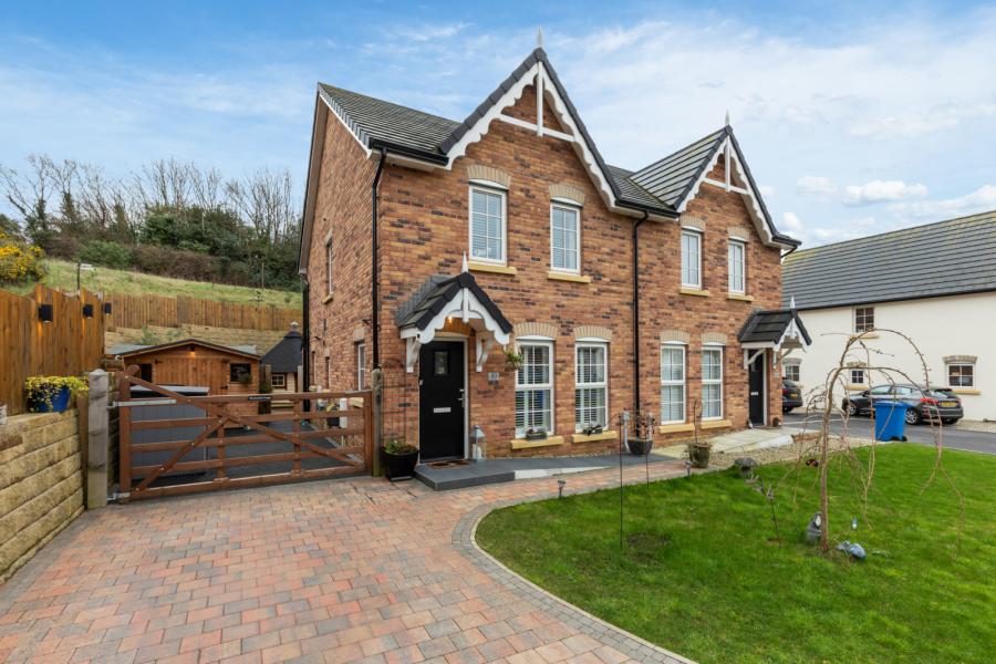 83 River Hill Lane, Newtownards, County Down, BT23 7GQ