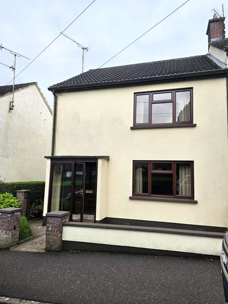 24 Castlebalfour Drive, Lisnaskea, BT92 0GA