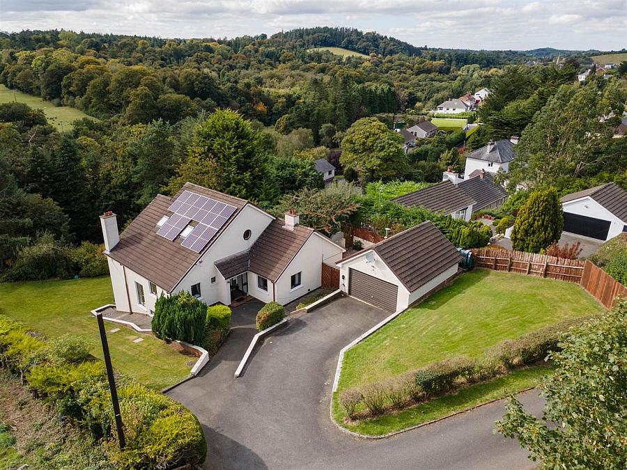 8 Millhill Drive, Ballynahinch, County Down, BT24 8LL