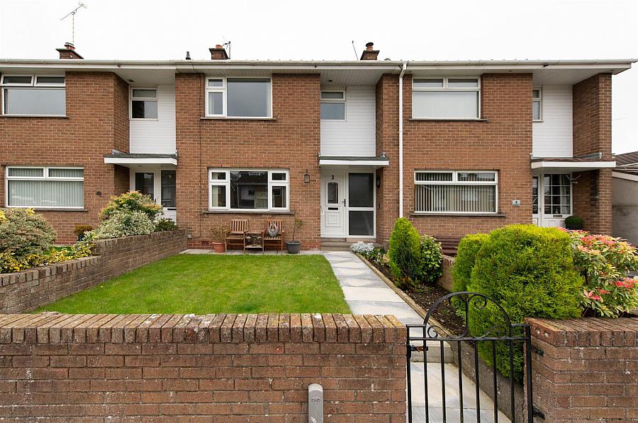 2 Knowes Crescent, Ballynahinch, BT24 8LJ