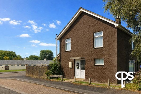 69 Drumachose Park, Derry / Londonderry, BT49 0NY