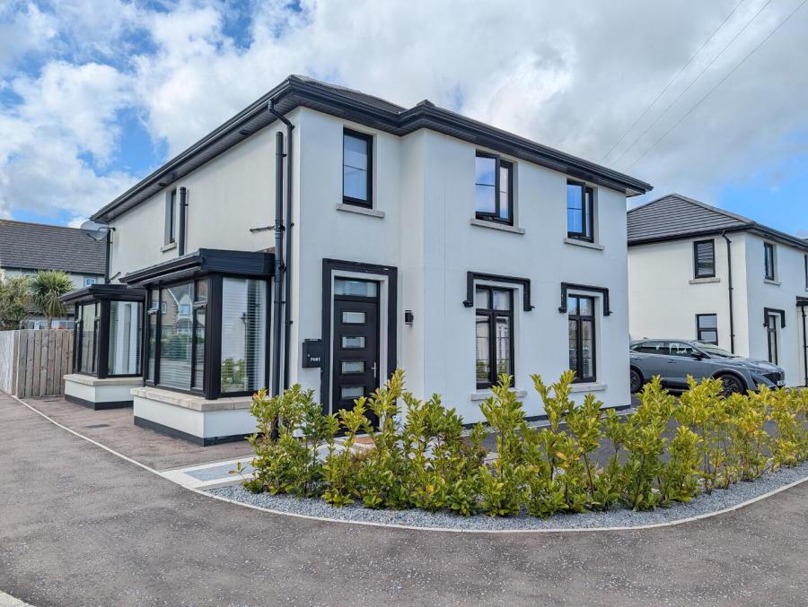40 Tollymore Brae, Newcastle, BT33 0GT