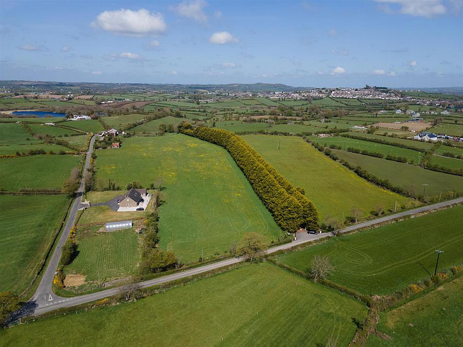 42 Cross Road, Newry, Rathfriland, BT34 5ED