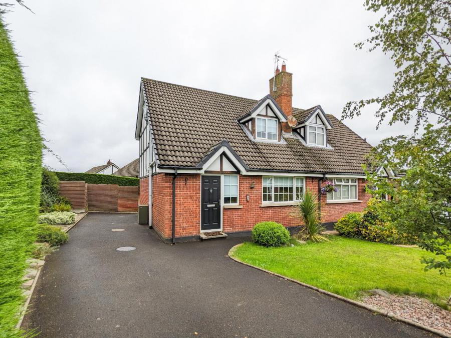 97 The Grange, Lurgan, Craigavon, BT67 9BU