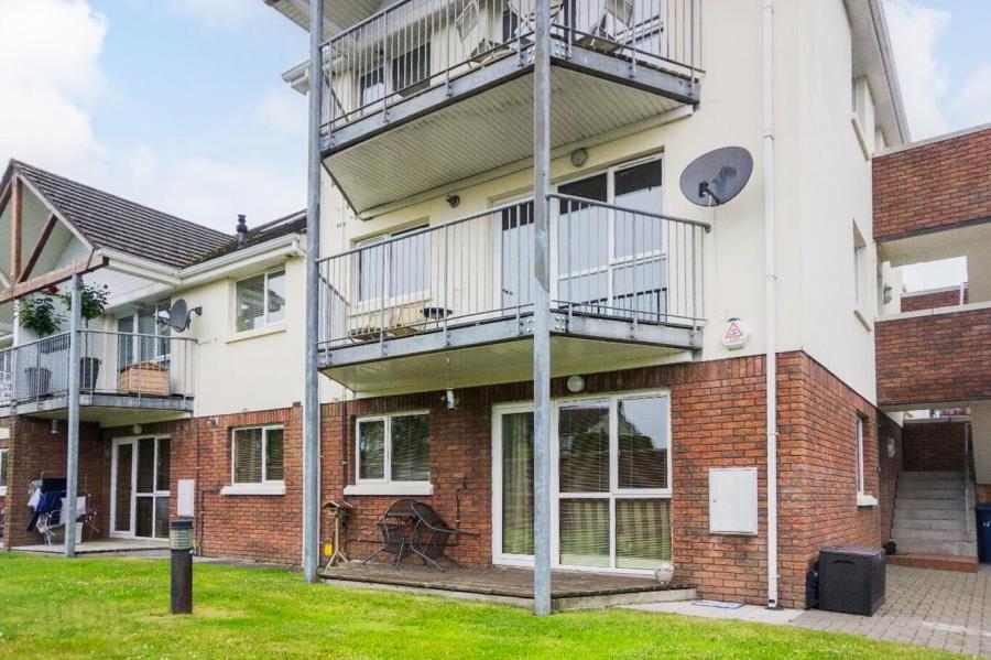 1 Silverwood Court, Lurgan, BT66 6RP