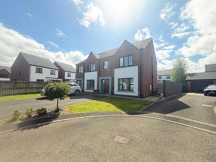30 Broighter Gardens, Limavady, BT49 0GH