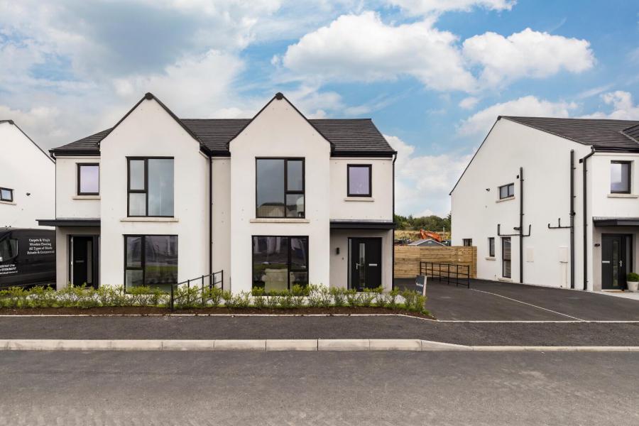 34 Coolreaghs Manor, Cookstown