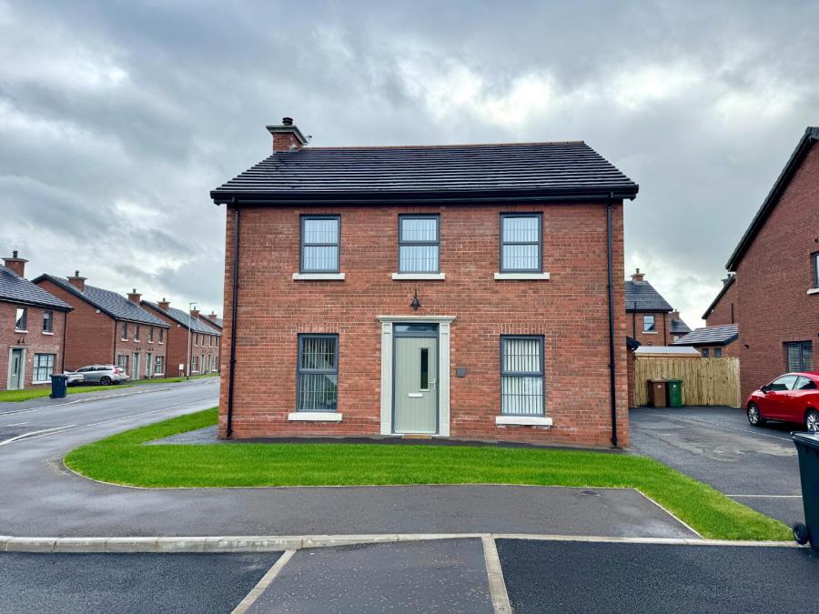 129, Linen Grove, Drumahoe Road, Lderry, BT47 3YH