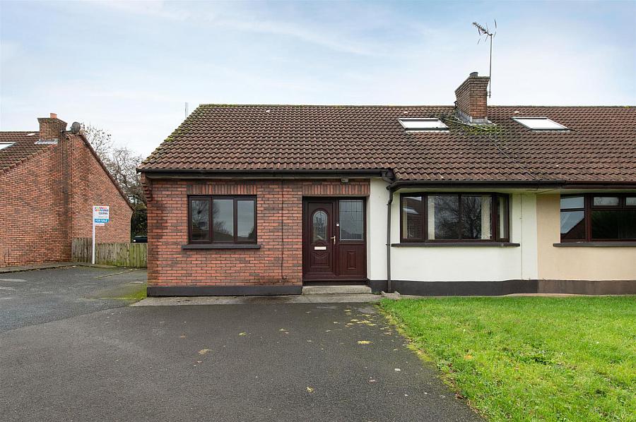 14 Kingsfield Avenue, Downpatrick, BT30 6UR