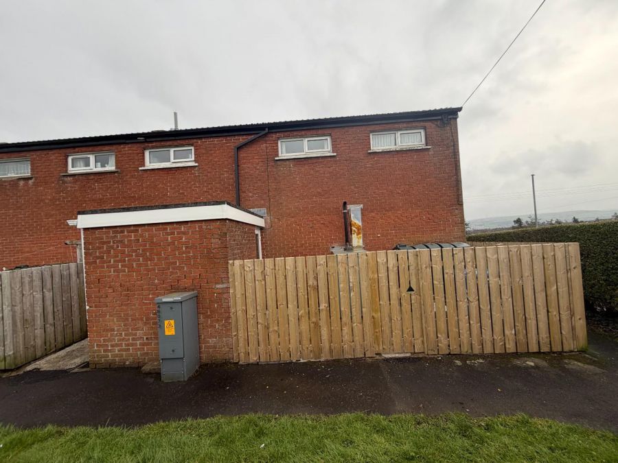 201 Glenowen Park, Creggan Road, Derry, BT48 0LJ