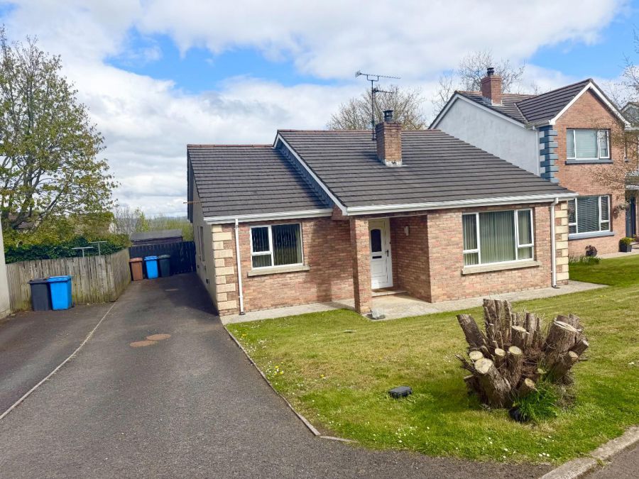 31 Briar Hill, Greysteel, Derry, BT47 3DE