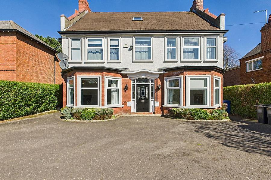 90 Balmoral Avenue, Belfast, BT9 6NY