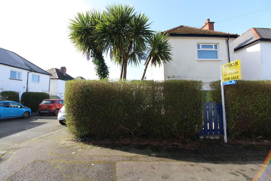 17 Dunraven Crescent, Dunraven, Belfast, BT5 5LE