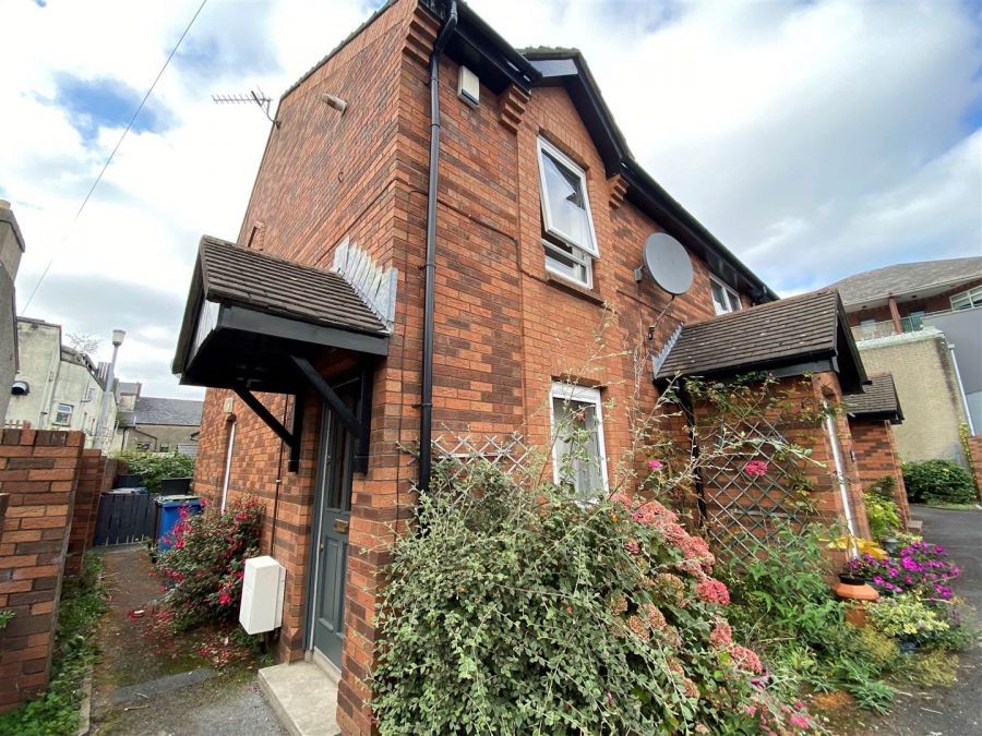 Apt6 Church View Mews, Holywood, BT18 9EF