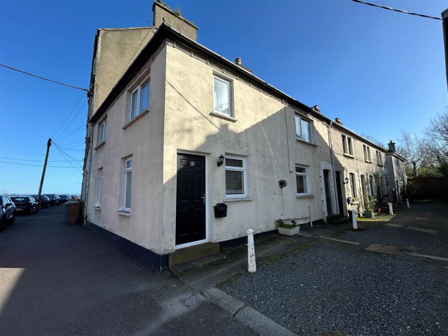 10 Kinnegar Drive, Holywood, BT18 9JQ