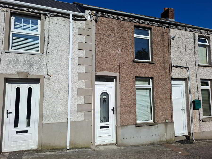 9 Carson Street, Larne, BT40 1SF