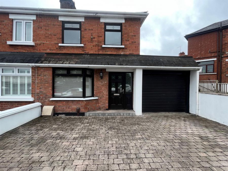 16 Andersonstown Park, Belfast, BT11 8FF