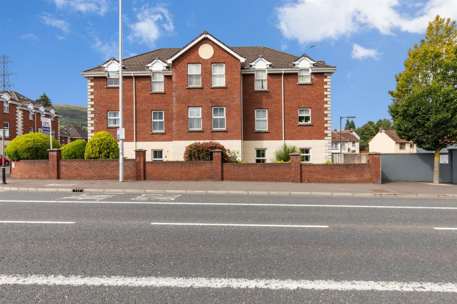Apt 2 Doire Beag, 159 Andersonstown Road, West Belfast, Belfast, BT11 9EA