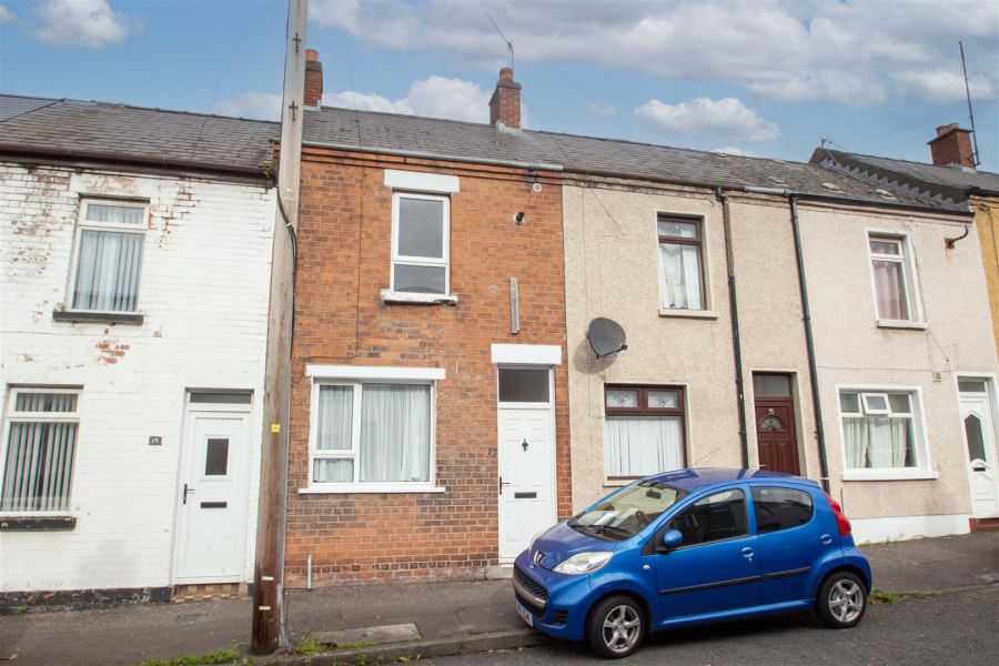 17 Oakman Street, West Belfast, Off Falls Road, BT12 7BP