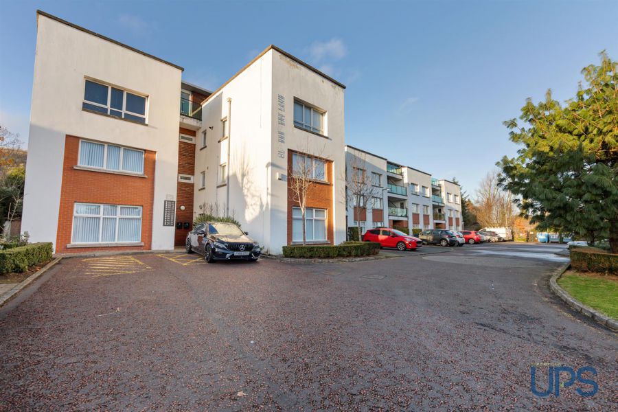 Apt 31 Old Brewery Lane, Glen Road, BT11 8BZ