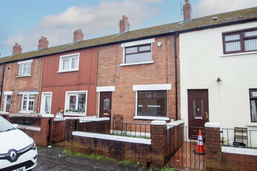 48 Rodney Drive, West Belfast, Donegall Road, BT12 6DZ