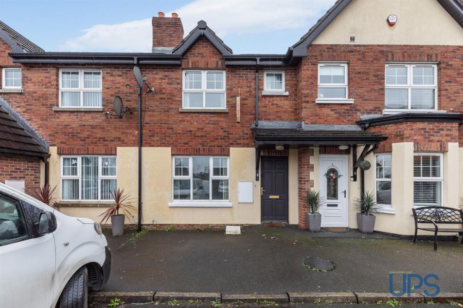 5 Dunmurry Close, West Belfast, BT17 0FW