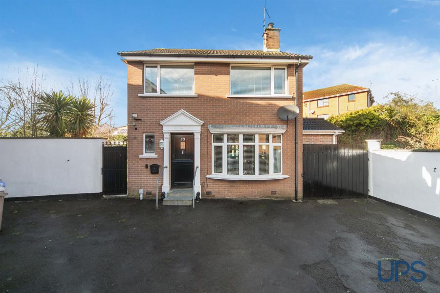 33 Lake Glen Drive, West Belfast, Andersonstown, BT11 8TF