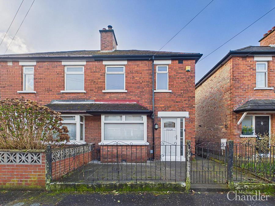 45 Ravenhill Gardens, Ravenhill, Belfast, BT6 8GQ