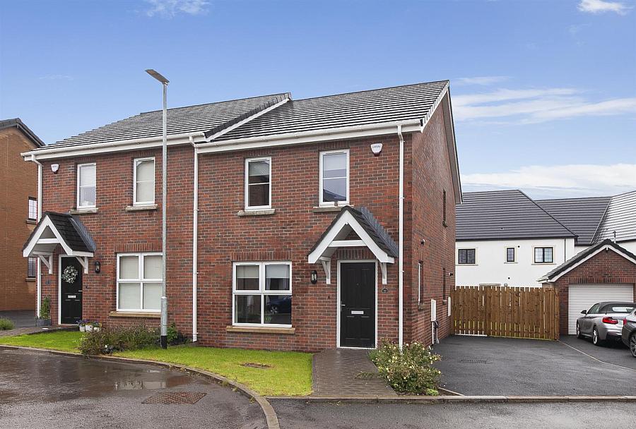 10 Belmont Hall Drive, Antrim, BT41 1FB