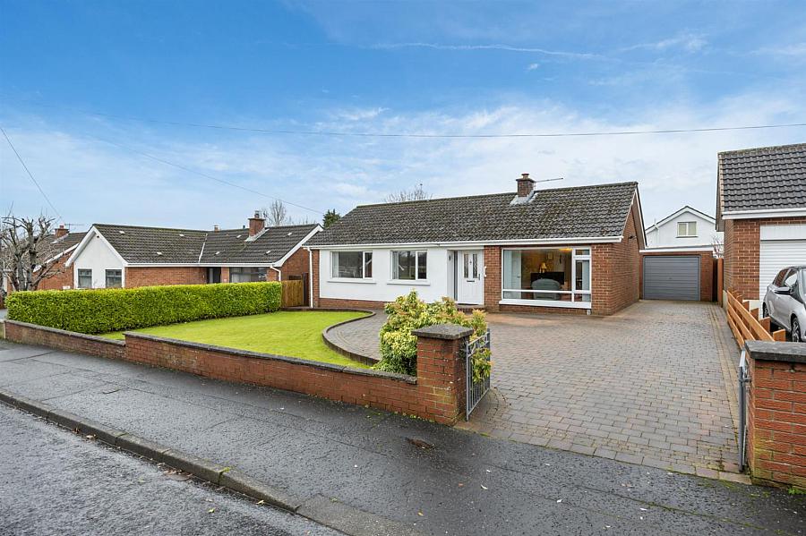 3 Woodford Gardens, Newtownabbey, BT36 6UB